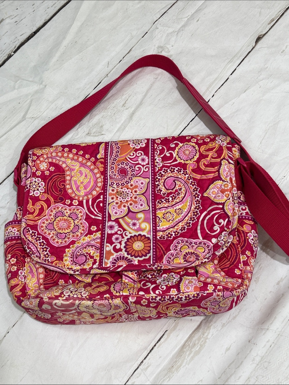 Vera Bradley Quilted Pink Paisley Crossbody messenger Bag